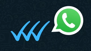 Para qué funcionan los tres tildes azules de WhatsApp La principal función es garantizar una mayor privacidad y alertar a los usuarios de que sus mensajes podrían estar siendo compartidos con terceros. Esto se suma a otras funciones de privacidad con las que ya cuenta la aplicación, como las dos tildes azules que indican la lectura de un mensaje o el aviso de que alguien está escribiendo. Por otro lado, esta nueva función también generó cierta controversia, ya que algunos usuarios consideran que puede violar la privacidad de las personas que realizan capturas de pantalla con fines legítimos, como guardar una conversación importante o para recordar información que se encuentra en ese chat a modo de nota.
