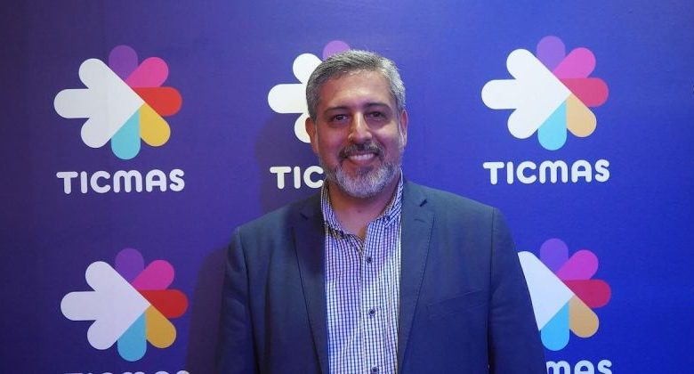 El docente que abraza a la tecnología es el que se profesionaliza y transforma la educación, Carlos Bulacios